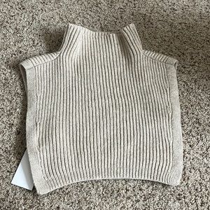 crème open sided layer top